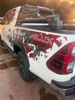 تويوتا هايلوكس